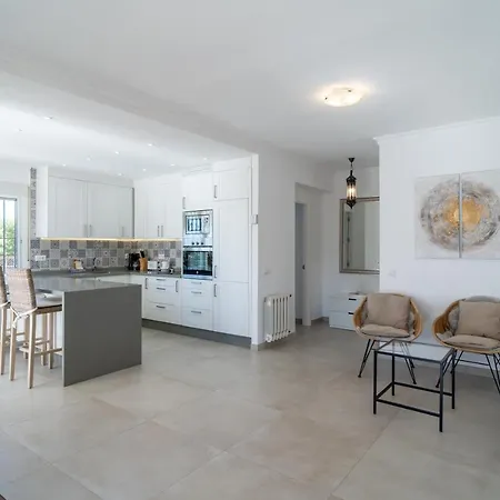 Sandra Luxury Nerja
