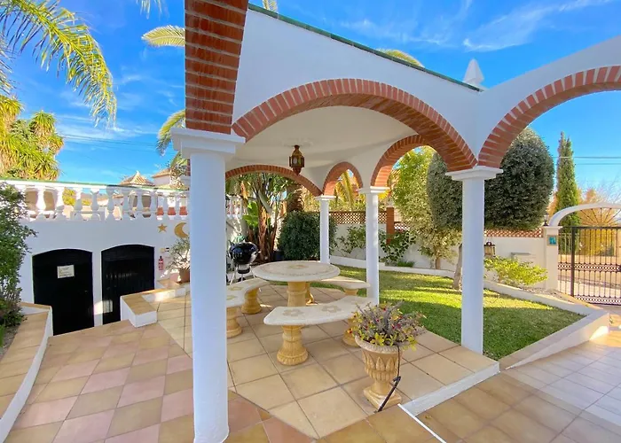 Sandra Luxury
